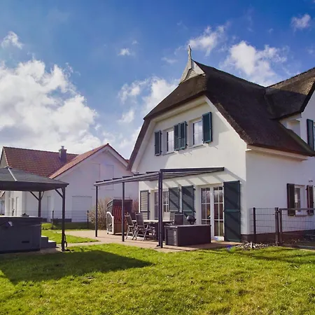 Holiday home Haus In Idyllischer Lage Mit Terrasse Und Eingezaeunten Garten - Linea *